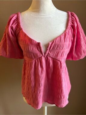 Women's Pink Smocked V-Neck Puff Sleeve Top